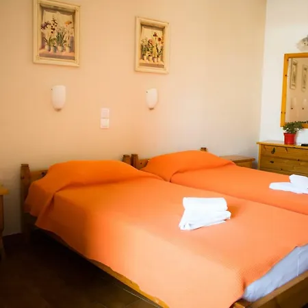 Eleni's House 招待所 斯基亚索斯镇