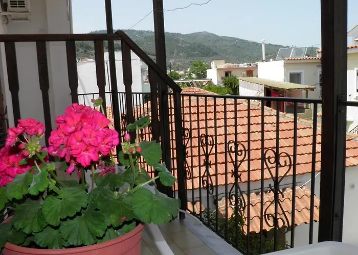 Guest house Eleni's House Skiathos Town