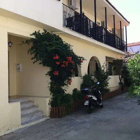 Vendégház Eleni's House Szkiáthosz