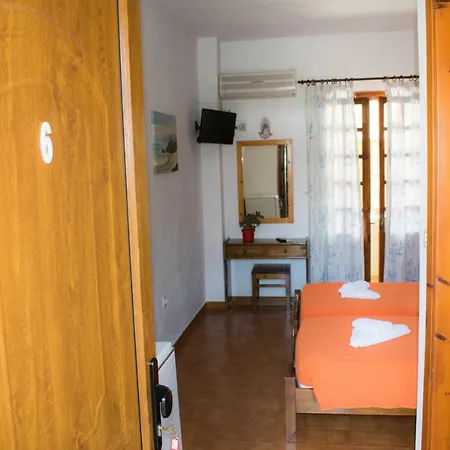 Eleni's House Guest house Skiathos Town