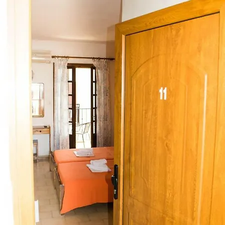 Eleni's House Gasthuis 3*